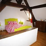 Chateau De Bed & Breakfast