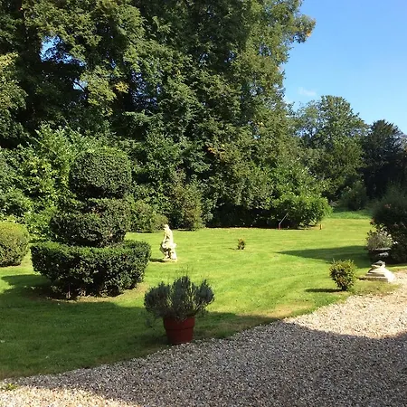 德柏特李威乐城堡酒店