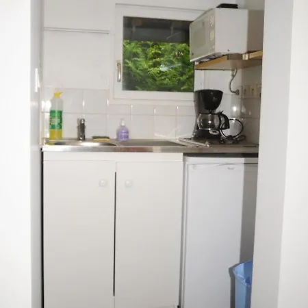 德柏特李威乐城堡酒店